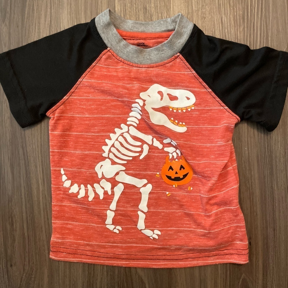 Celebrate boys red orange Dinosaur Halloween Graphic Tee size 2T